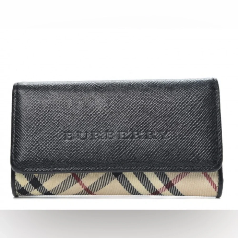 Burberry BURBERRY Nova Check 4 Key Holder Case Black and Beige EUC